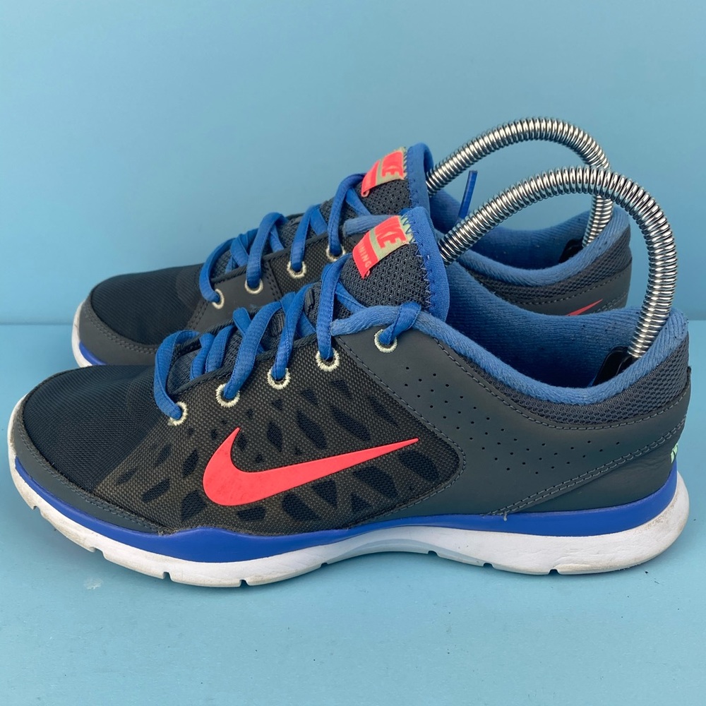 Nike Flex Training 3 shoes.